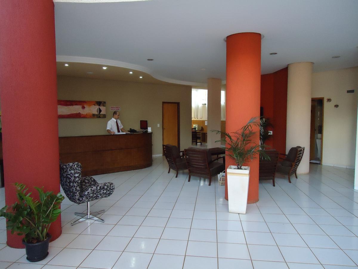 Colorado Plaza Hotel Rio Verde Exterior photo